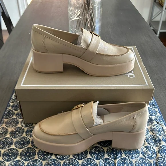 Dolce Vita Yonder Loafers - Picture 1 of 9